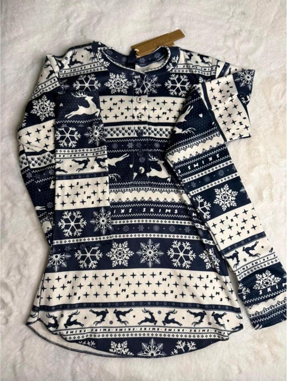 SKIMS Plush Henley Top Navy Fair Isle Deer Print XXS NWT